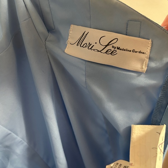 Blue halter neckline vintage 90’s beaded fishtail prom dress - Picture 8 of 11